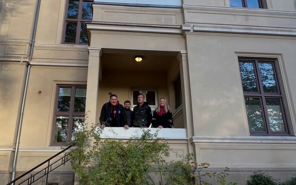 Foto fra da brukerorganisasjonene og Huset Oslo var på befaring i Underhaugsveien.