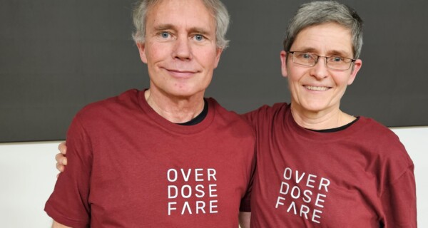 Arild Knutsen i Foreningen for human ruspolitikk, her med Anita Von Krogh i Folkehelseinstituttet.