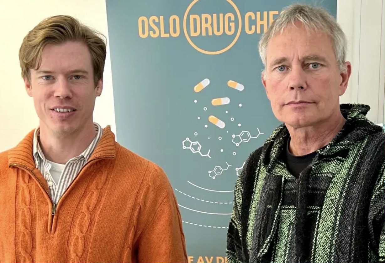 Daniel Mørk (t.v.) og Arild Knutsen advarer mot manglende varsling ved farlige rusmidler. Foto: Andrea Mykland Nilsen.
