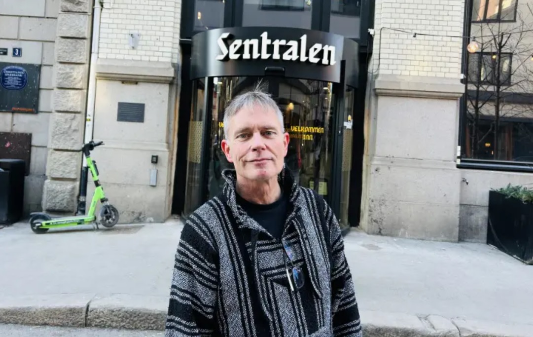 Arild Knutsen utenfor Sentralen i Oslo. Foto: Lene Skogstrøm/Rus og samfunn.