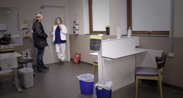 Arild Knutsen (FHR - The Association for Humane Drug Policy) and General Manager Vibeke Bråthen Buljovcic at the heroin-assisted treatment clinic in Bergen, HABIB (Heroinassistert behandling i Bergen).