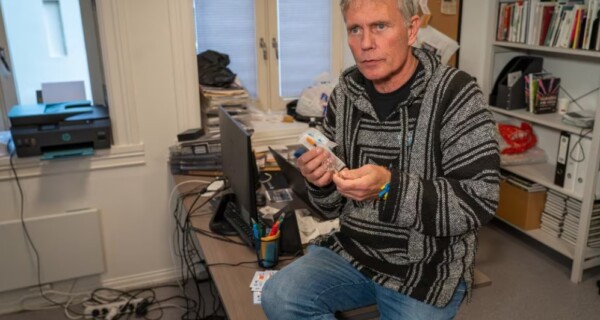 Arild Knutsen er styreleiar i Foreningen for human ruspolitikk. Foto: Christian Ziegler Remme / NRK